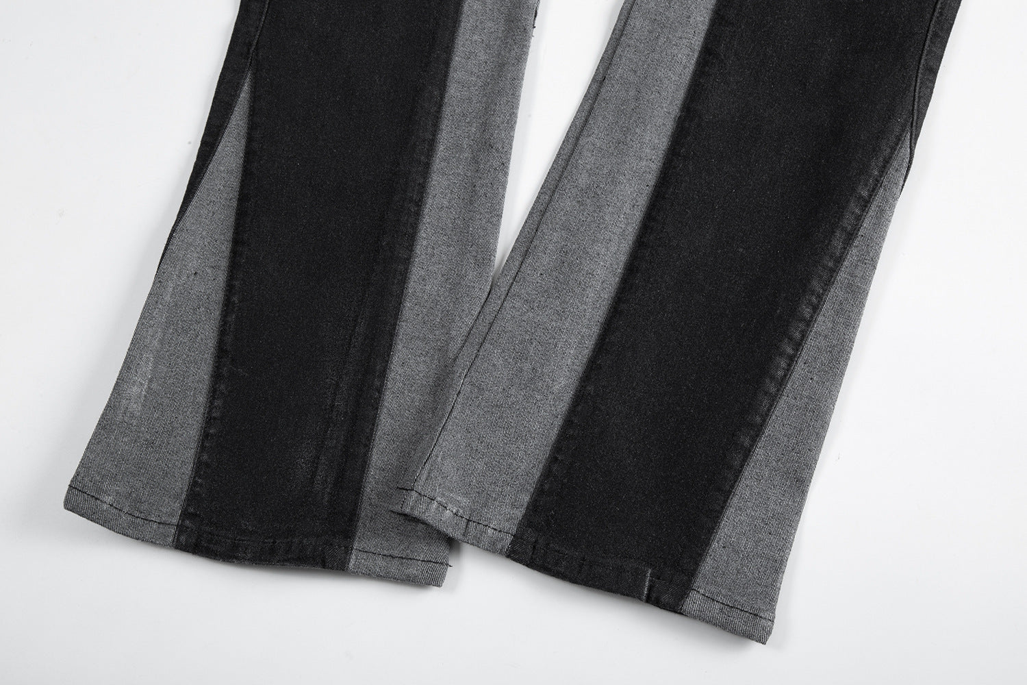 ZUBERI | FLARED DENIM